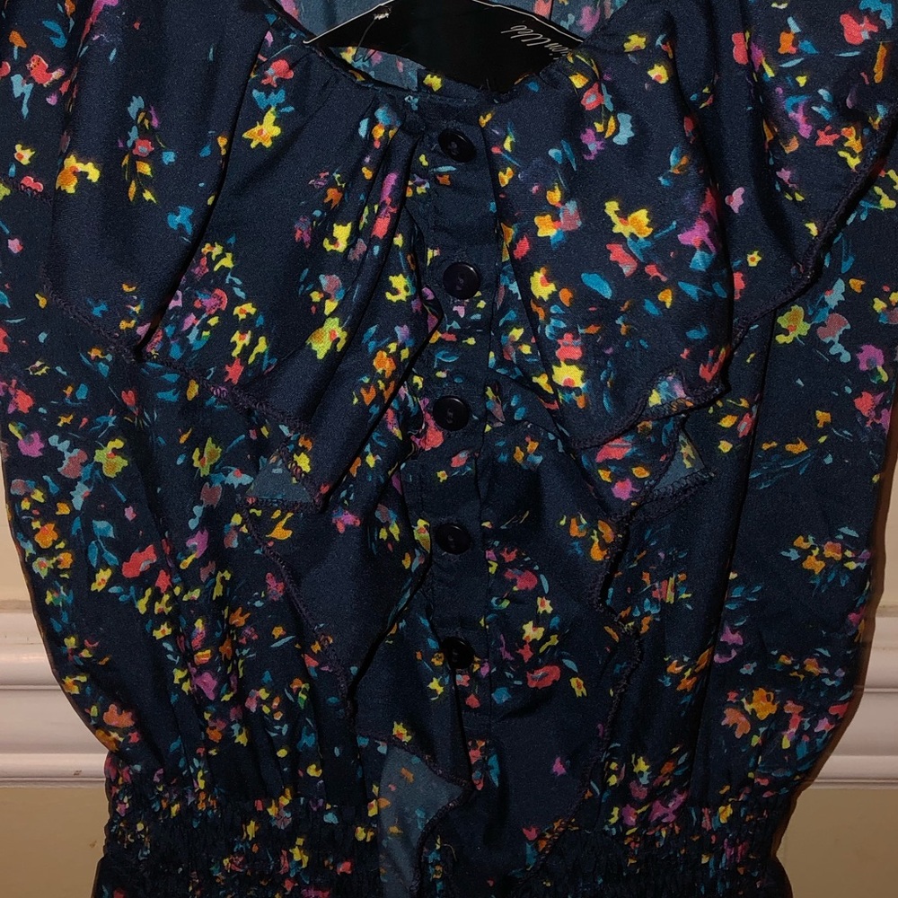 BNWT Romper Size Small - Picture 3 of 4